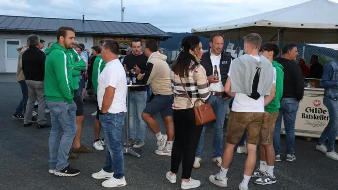 Riesenstimmmung beim Jubiläumsfest des TSV Preitenegg. Klicken Sie sich durch die Bilder!