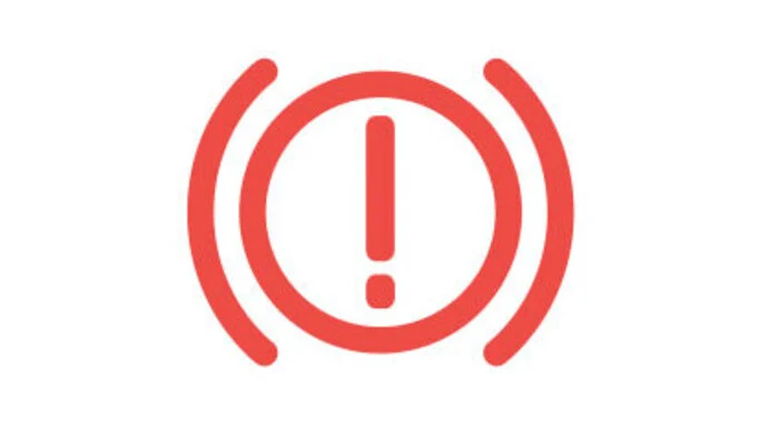 Hier stimmt etwas mit den Bremsen nicht. Sollte dieses Symbol bei nicht angezogener Handbremse aufleuchten: sofort stehen bleiben. Die Bremsbeläge könnten abgefahren sein oder zu wenig Bremsflüssigkeit könnte im Ausgleichsbehälter sein.