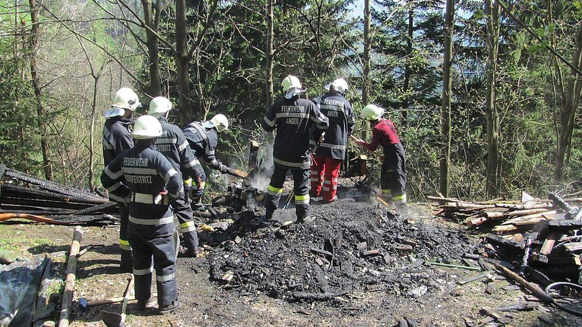 Von der Hütte blieb nicht viel übrig