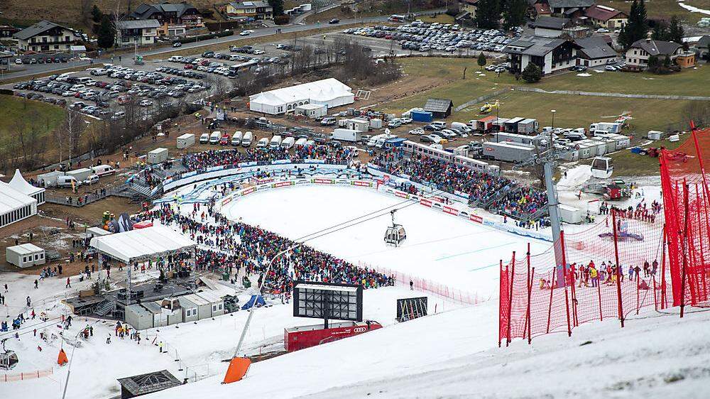 Diese Bild vom Damen-Ski-Weltcup in Bad Kleinkirchheim wird es nie wieder geben.