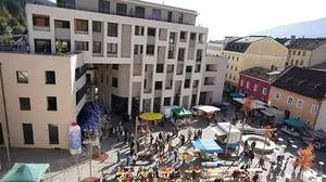 Die erste Baustufe des neuen Rathausmarktes in Spittal ist abgeschlossen und trägt zur Belebung der Innenstadt bei