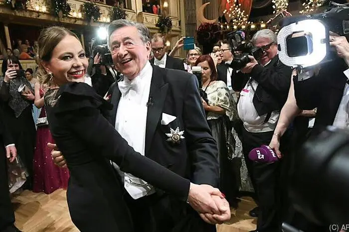 Mit Ornella Muti am Parkett