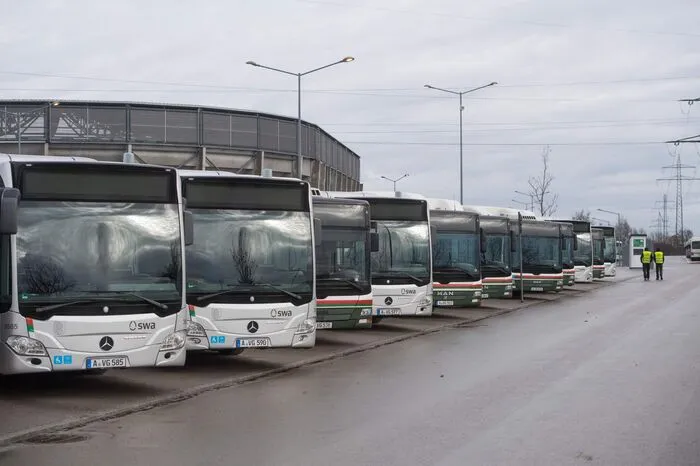 Die Stadt hatte mit etwa 400 Fahrten gerechnet, letztlich seien es 560 geworden.