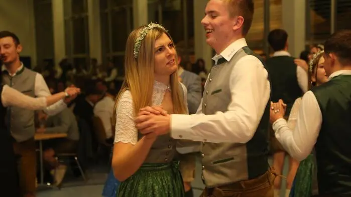 Mit dem traditionsreichen Bauernball wurde in Obdach der diesjährige Ballreigen feierlich eröffnet.
