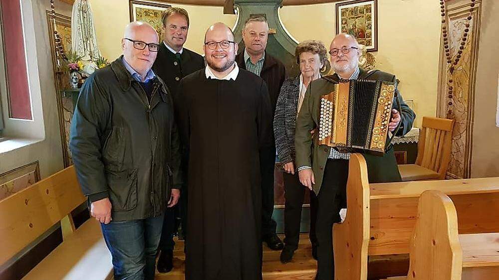 Stiftsdekan Pater Marian Kollmann (Mitte) hielt die Messe ab