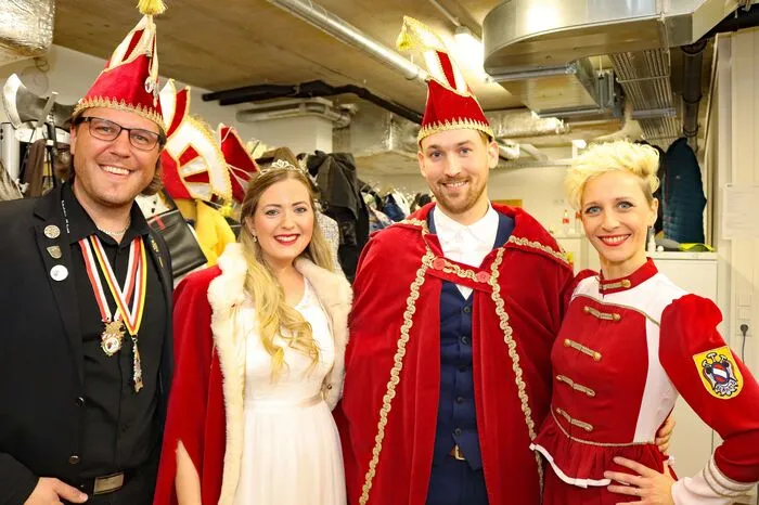 Das erste Foto des neuen Prinzenpaares: Prinzessin Marlies Jernej, Bilanzbuchhalterin aus Lavamünd und ihr Prinz Pascal Mörtl, Bereichsleiter aus St. Andrä