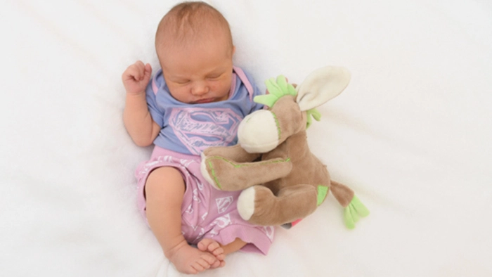 Anika (3380 g, 49 cm) heißt die junge Dame, die am 18. Juli um 16.42 Uhr das Licht der Welt erblickte. Mit den Eltern Alexandra Weissensteiner und Papa Paul Brkic aus Dragnitz freut sich die ganze Familie.