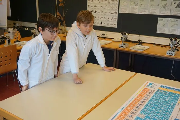 26 wissenschaftlich interessierte Kinder nahmen am Workshop teil