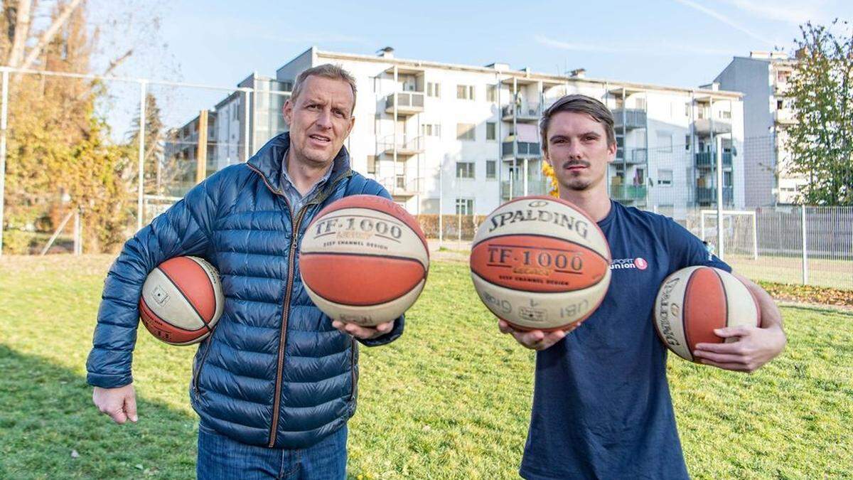 Markus Pichler (Geschäftsführer der Sportunion) mit Tobias Deimel (Hallenwart im Sportpark Hüttenbrennergasse)