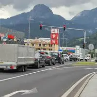 Einer der Staupunkte: die Kreuzung beim ELI 