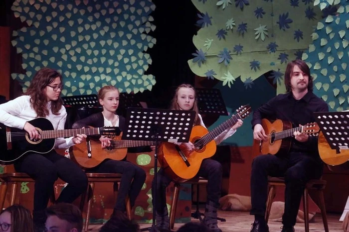 Dieses Jubiläum wurde mit einem großen Festkonzert talentierter MusikschülerInnen...
