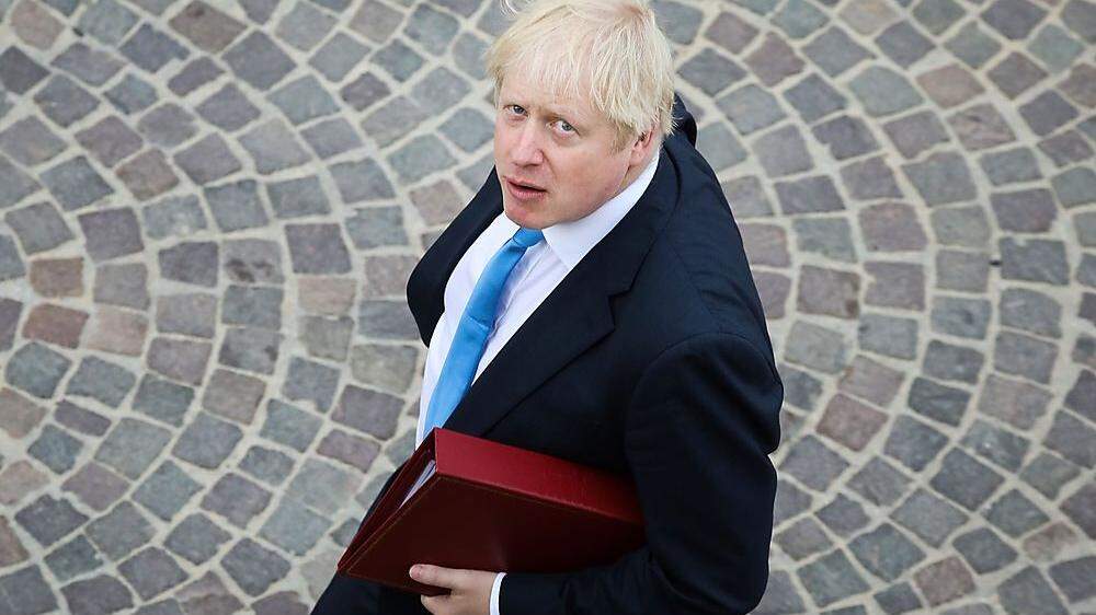 Johnson wies gleichzeitig Spekulationen zurück, er wolle das Parlament im Streit über den Brexit übergehen
