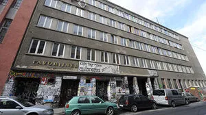 Gernot Blümel möchte das Ernst-Kirchweger-Haus in Favoriten schließen.