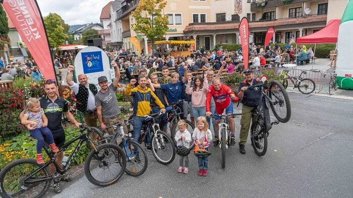 Als schönste Radler-Rast der Steiermark konnte das kleine Wenigzell groß triumphieren. Am Sonntag wurde der Sieg ...