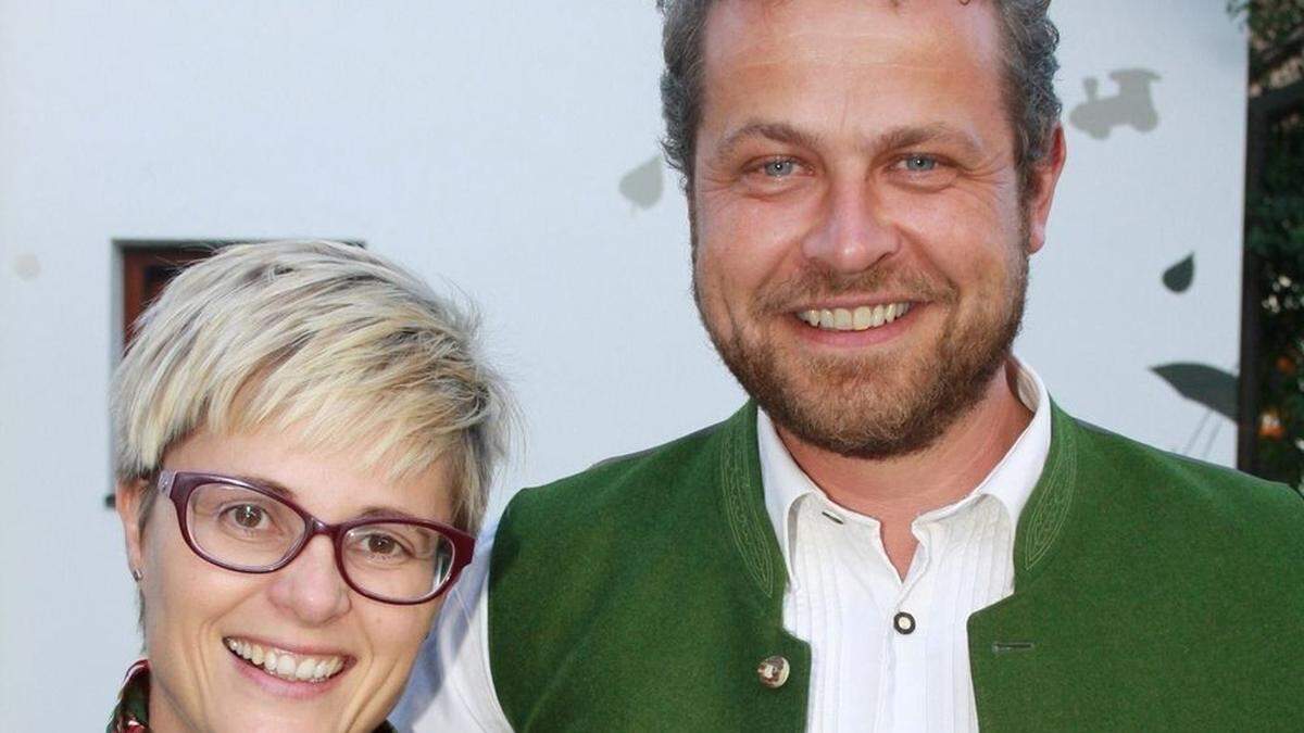 Robert Tulnik (im Bild mit Gattin Manuela), neuer Bürgermeister in Fernitz-Mellach