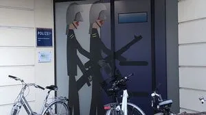 Eine 38-Jährige soll auf der Polizeiinspektion Lienz bei einer förmlichen Vernehmung falsche Angaben gemacht haben