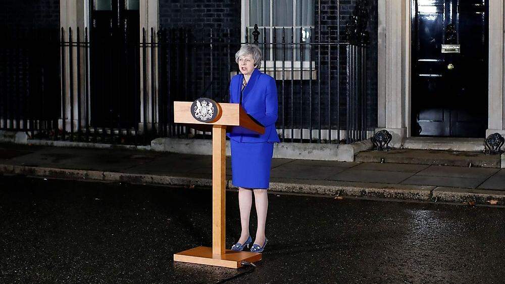 Theresa May vor Downing Street 10