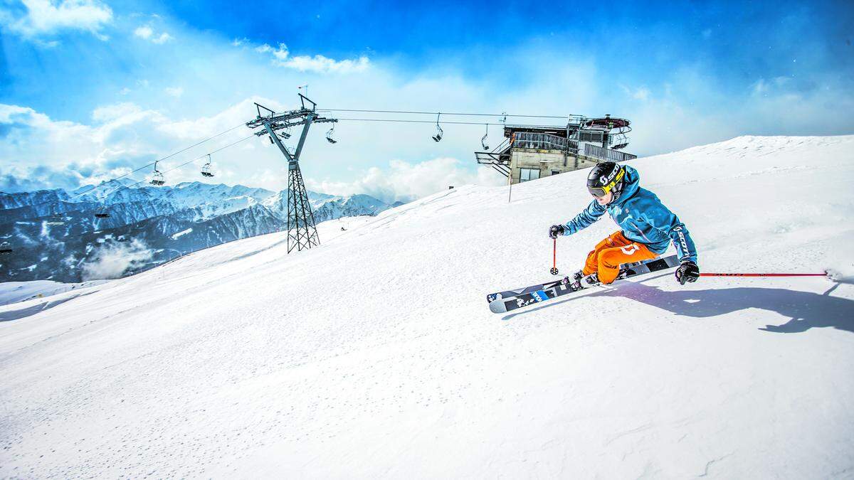 Im Hochpustertal warten sonnige Skitage auf Sie