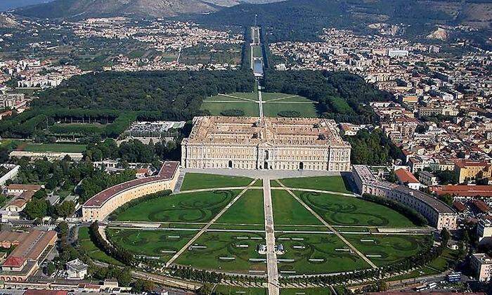 Reggia di Caserta nördlich von Neapel 