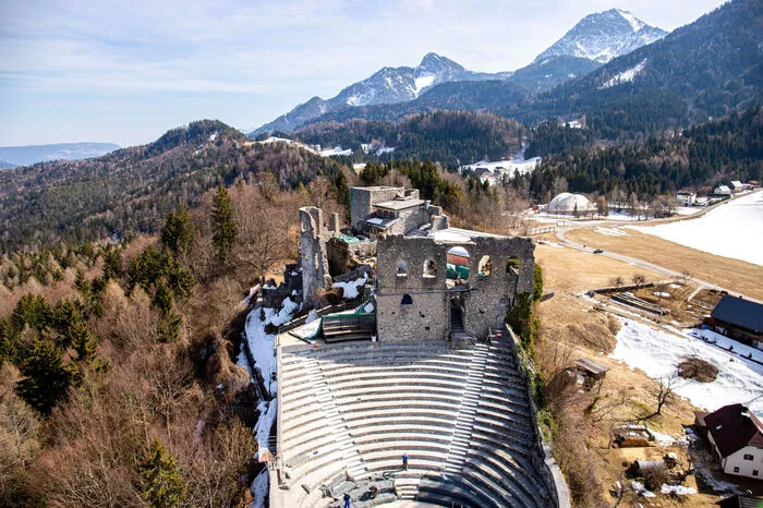 Die Burg öffnet wieder (bei freiem Eintritt) am 15. Juni.