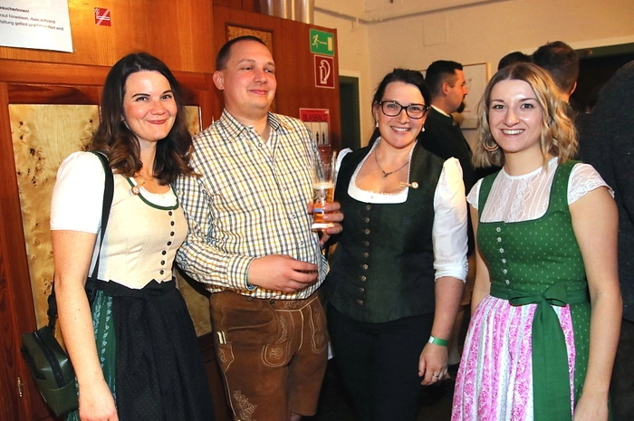Der große Besucherandrang im Gasthaus Rössl bewies die Beliebtheit dieser Veranstaltung.