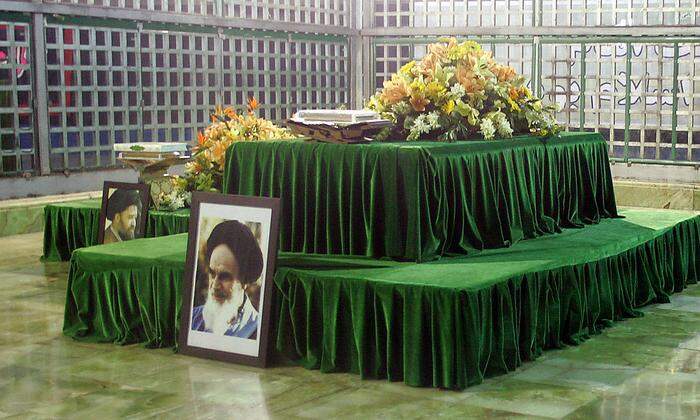Am Grabmal von Revolutionsführer Khomeini kam es zu einem Selbstmordanschlag