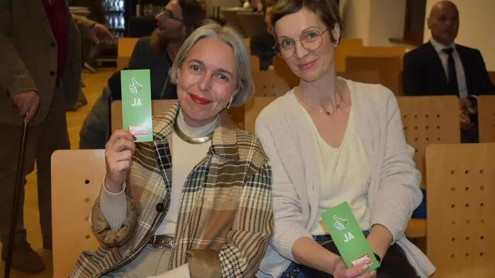 Mehr als 130 Interessierte folgten der Einladung zur Podiumsdiskussion mit der Spitzenkandidatin und den Spitzenkandidaten im Forum Kloster in Gleisdorf.