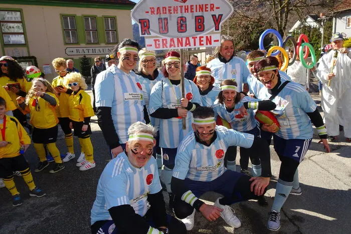 Die Radentheiner Rugby-Granaten durften dabei nicht fehlen, . . .