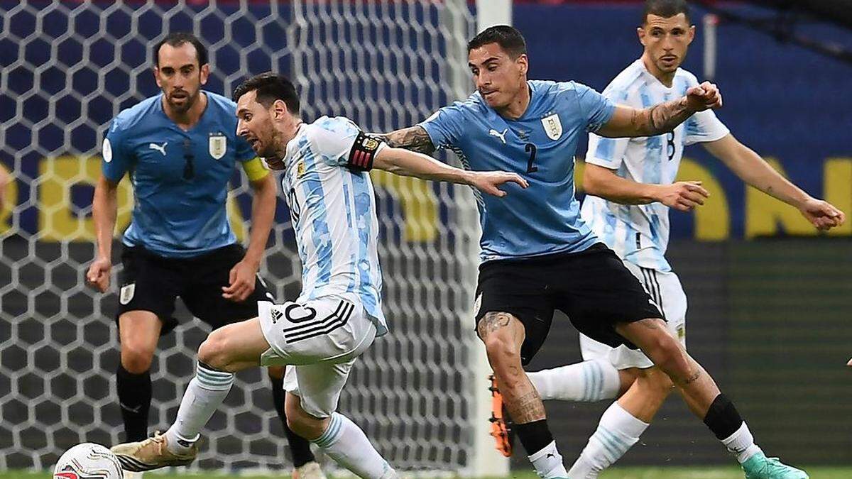 Leo Messi (2.v.l.) wartet nach wie vor auf seinen ersten Titel mit der argentinischen Nationalmannschaft.