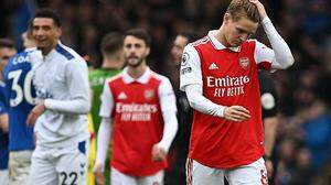 Martin Ödegaard und Arsenal kassierten einen Dämpfer im Meisterkampf