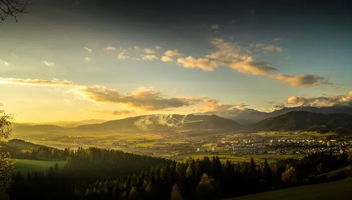 Bei Wanderungen in der Region kann man die Landschaft perfekt genießen