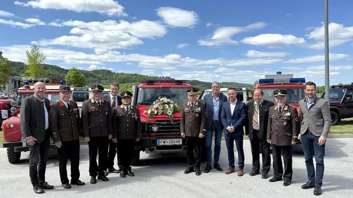 Zahlreiche Ehrengäste kamen zur Floriani-Feier mit Fahrzeugweihe in Ilz.