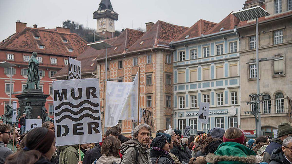 Die Kraftwerksgegner rufen heute zum Faschings-Mur-Marsch