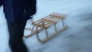 Die Gefahren beim Rodeln werden nach wie vor oft unterschätzt (Symbolfoto)