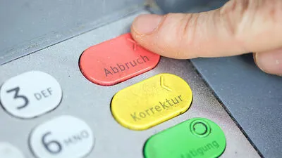 VfGH entscheidet: Bankomatgebühren nicht verboten
