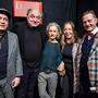 Ausgezeichnet:    Christian Frosch (links) und Team freuen sich über den Diagonale-Spielfilmpreis für „Murer“ 