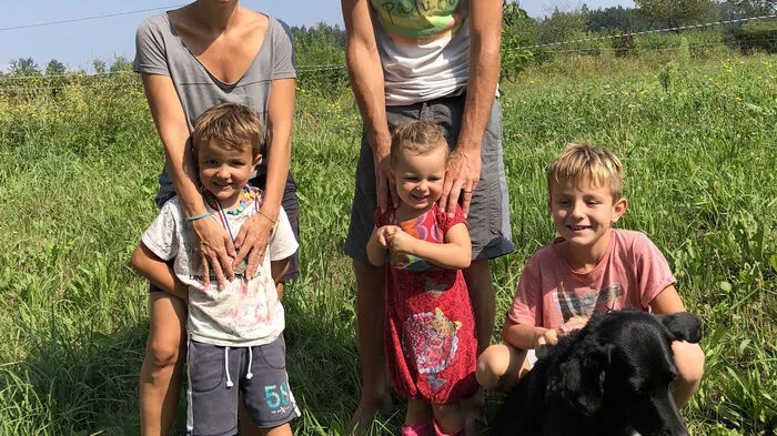 Nach zehn Monaten Weltreise sind Dorothea und Hubert Gasperl mit ihren Kindern Paul, Luis und Rosalie wieder zurück in der Steiermark.