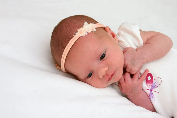 Überglücklich über die Geburt ihrer entzückenden Tochter Marie sind Stefanie und Josef Müller. Die Kleine kam am15. Mai um 20.31 Uhr im Landeskrankenhaus Villach zur Welt. Sie brachte 2912 Gramm auf die Waage und maß 53 Zentimeter. Liebevoll umsorgt und verwöhnt von ihrer Familie wird sie in Villach ihre ersten Schritte machen.