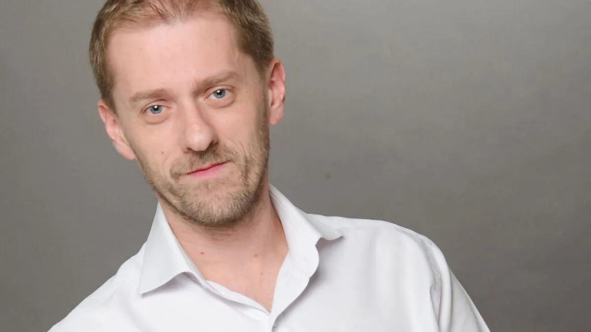 Michael Bratl: „Unsere Shirts und Kaffeehäferl werden ein Erfolg.“