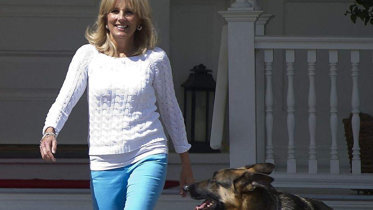 Jill Biden und Champ 