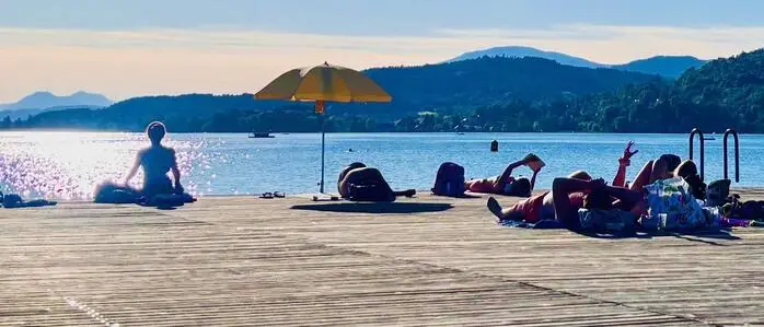 Im Strandbad Klagenfurt wurde am Wochenende die Badehosen- und Bikini-Saison eröffnet