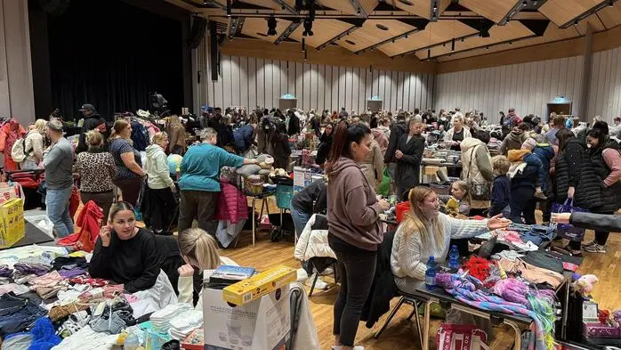 Letzten Samstag wurde die Stadthalle Fürstenfeld wieder zur „Verkaufsbühne “ für den Fürstenfelder Kinderartikelbasar.