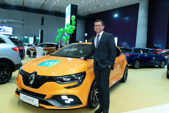 Neben einem aufgewerteten E-Mobility-Parcours zum Ausprobieren und Testen von Elektroautos wird der ÖAMTC sein easy way E-Scooter-Programm vorstellen und es werden Oldtimer-LKW der Firma Zottler aus Niklasdorf die Augen der Fahrzeugfans zum Glänzen bringen.