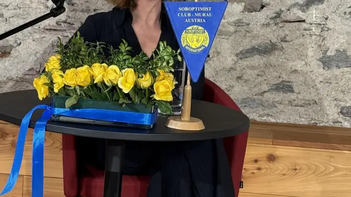 Eine bekannte und beliebte Filmschauspielerin mit steirischen Wurzeln hautnah zu erleben, das war anlässlich des Weltfrauentages in Neumarkt möglich.