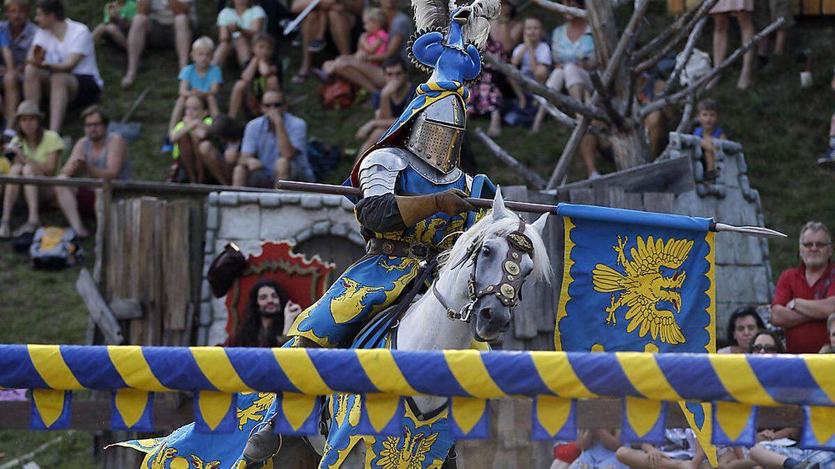 Vor die Ritter sonst ihre Kämpfe austragen, wird heuer geschlemmt