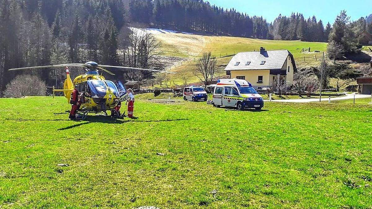 Hubschrauber C-15 war im Einsatz: Schwerer Motorradunfall