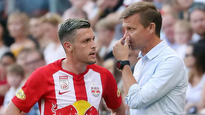 Cheftrainer Jesse Marsch (rechts) mit Zlatko Junuzovic