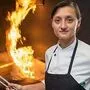 Alexandra Grabner vom El Gaucho bringt bei der Gourmet-Safari das frische Steak auf den Teller  