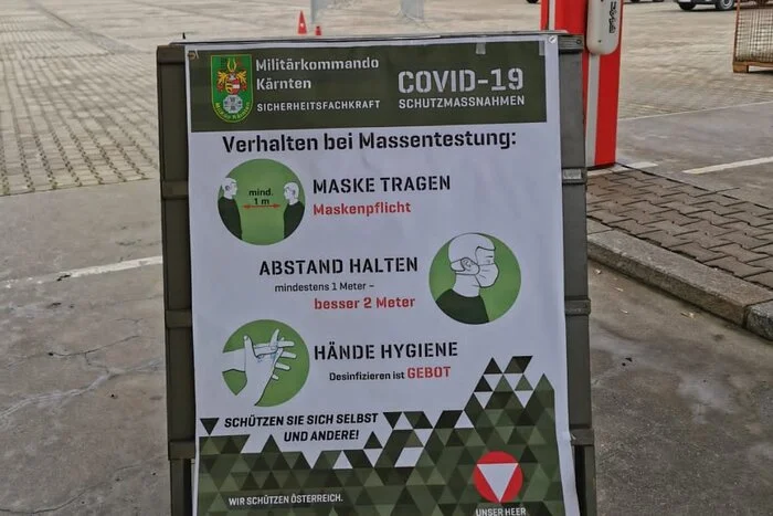 Die Organisation und den Aufbau der Massentestungen haben die Soldaten in der Kaserne innerhalb weniger Tage in Kooperation mit der Bezirksverwaltungsbehörde auf die Beine gestellt.