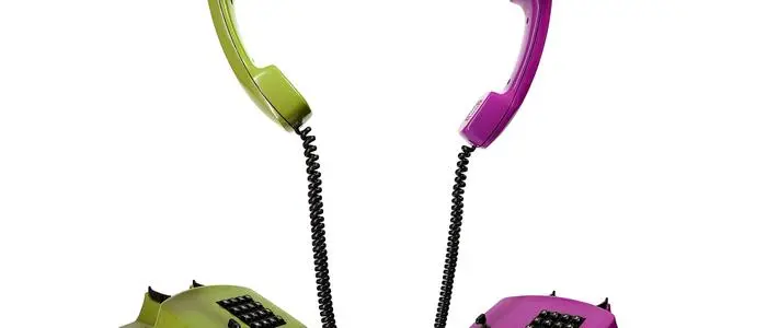 Nostalgisch gerechtfertigt oder ein alter Schmarrn von gestern? Das Tastentelefon und die große Liebe.